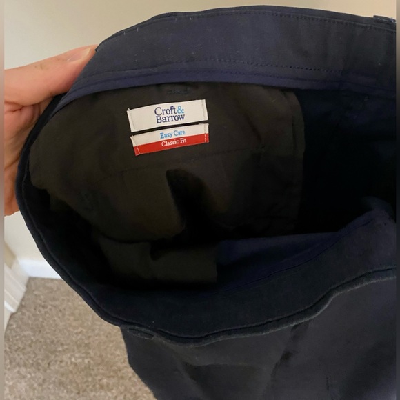 Croft & Barrow Men’s Easy Care, Classic Fit Navy Trousers Size 38x32 - Picture 4 of 6